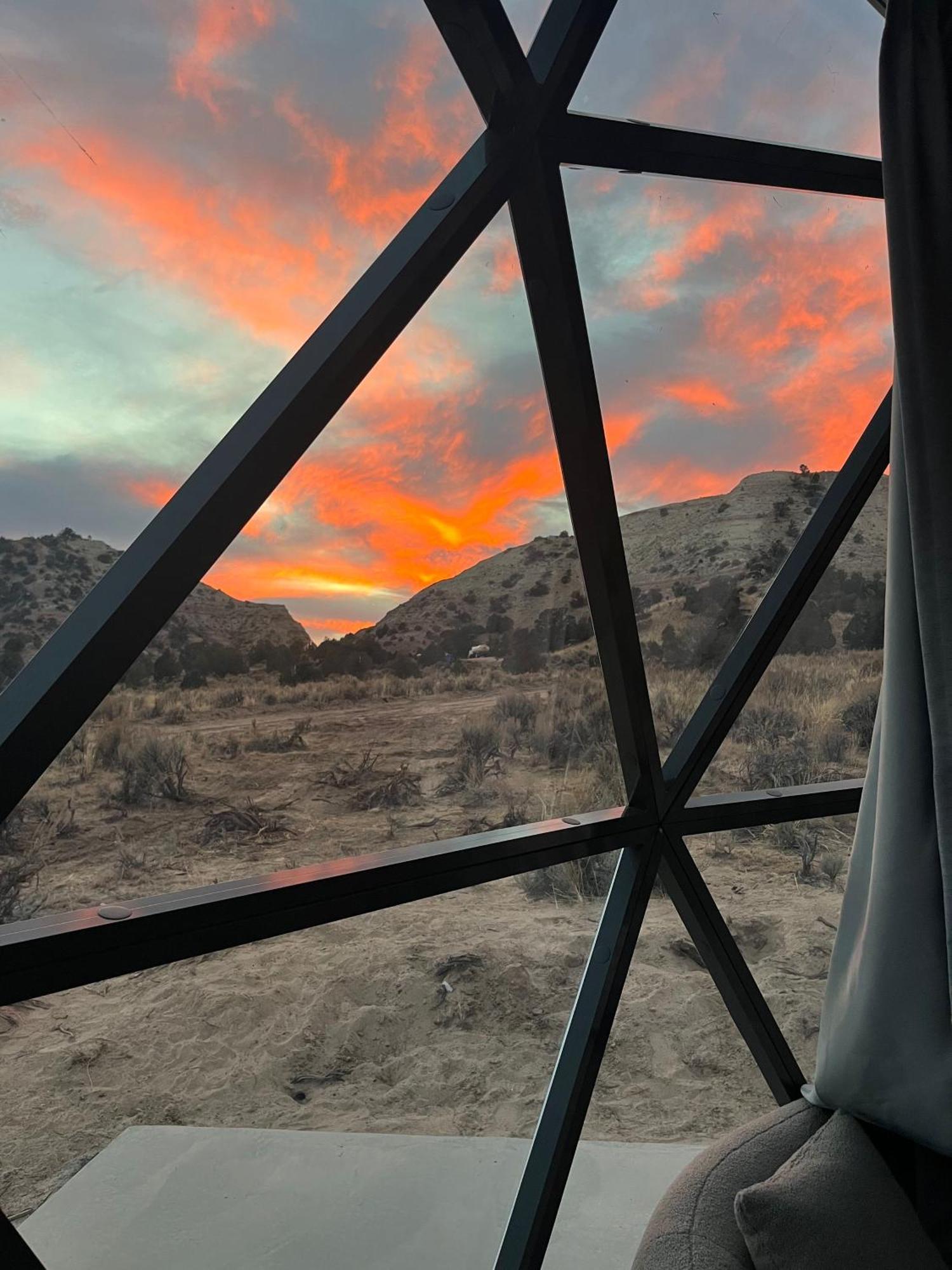 Clear Sky Resorts - Bryce Canyon - Unique Stargazing Domes キャノンビル エクステリア 写真